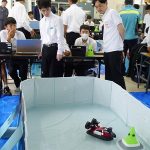 【先端科学 お届けします】プログラムを書き換えてホバークラフト自動操縦を体験 日本財団の無人運航船プロジェクト